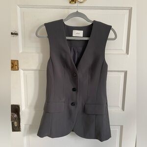 Aritzia Wilfred Charcoal Sleeveless Vest Size 2